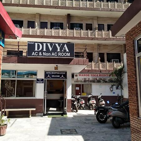 Hotel Divya リシケーシュ エクステリア 写真