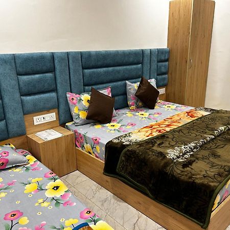 Hotel Divya リシケーシュ エクステリア 写真