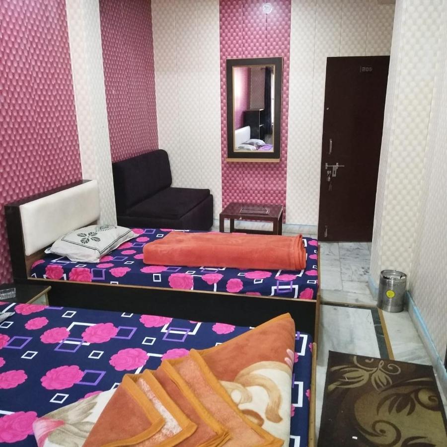Hotel Divya リシケーシュ エクステリア 写真
